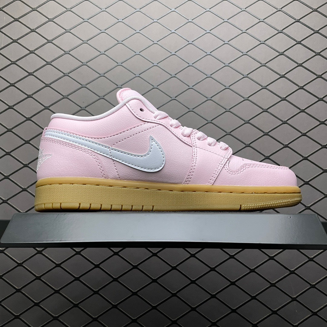 Air Jordan 1 Low "Arctic Pink Gum"