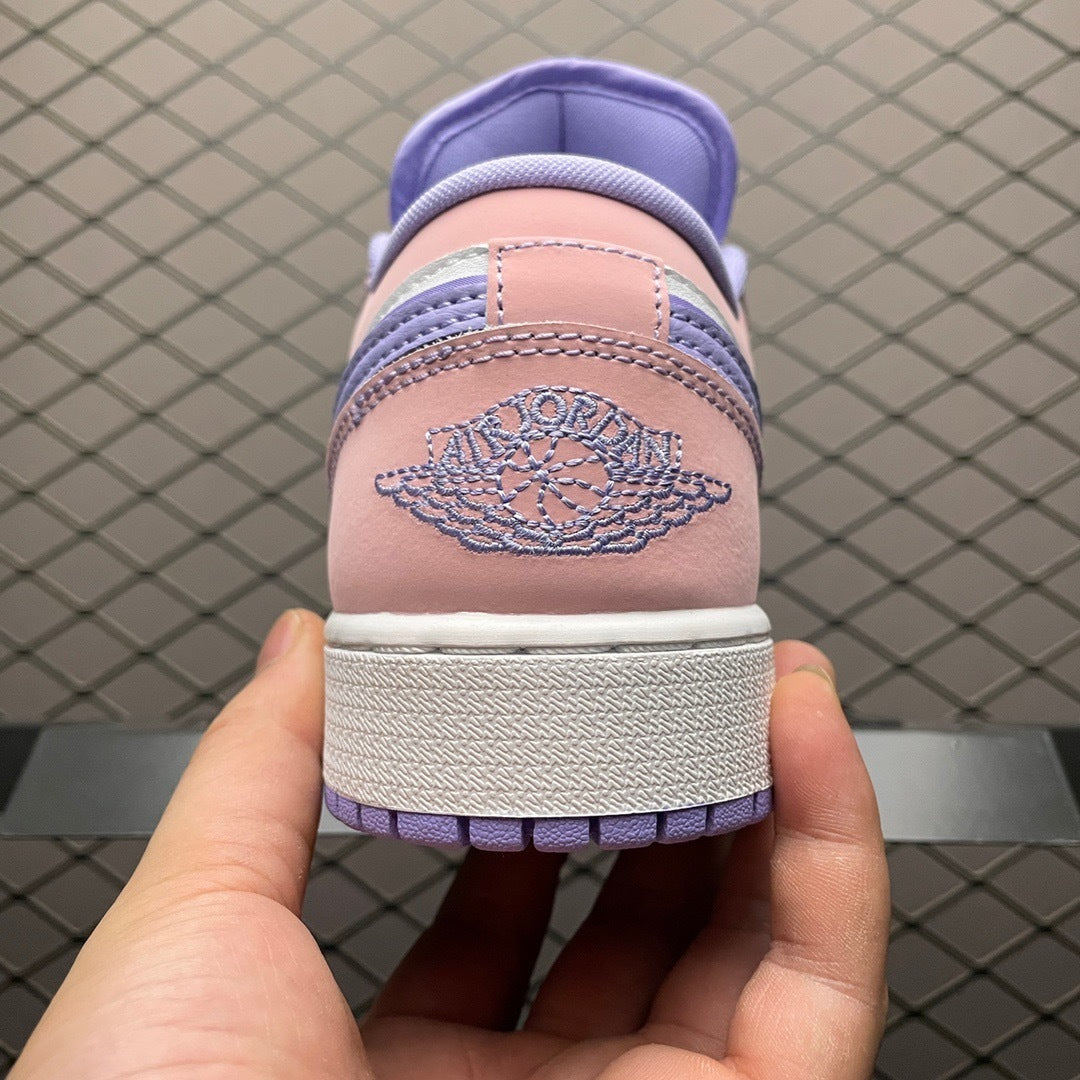Air Jordan 1 Low "Arctic Punch"
